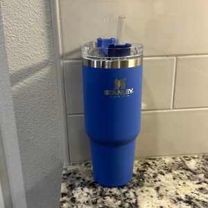 Stanley quencher tumbler